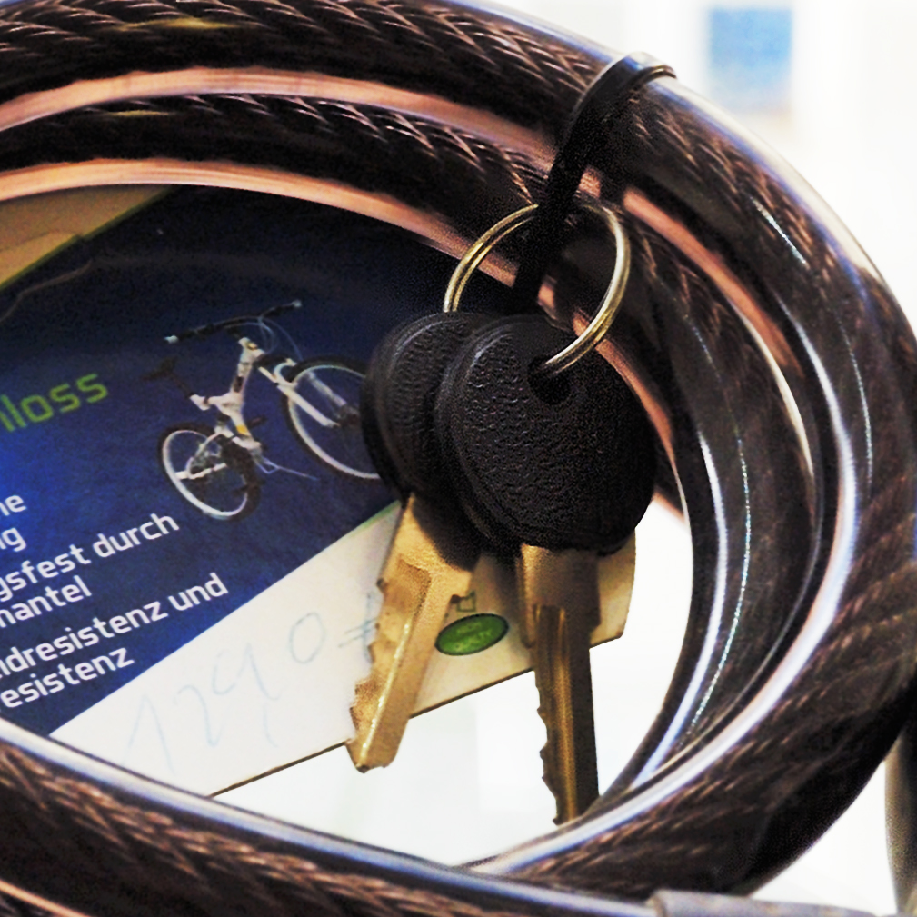 <br />
<b>Warning</b>:  Undefined variable $kl_liste_bild in <b>/home/al76tgm1mylb/webseiten/classes/class.crudpreisedetailmieten.php</b> on line <b>250</b><br />
<br />
<b>Warning</b>:  Trying to access array offset on null in <b>/home/al76tgm1mylb/webseiten/classes/class.crudpreisedetailmieten.php</b> on line <b>250</b><br />
