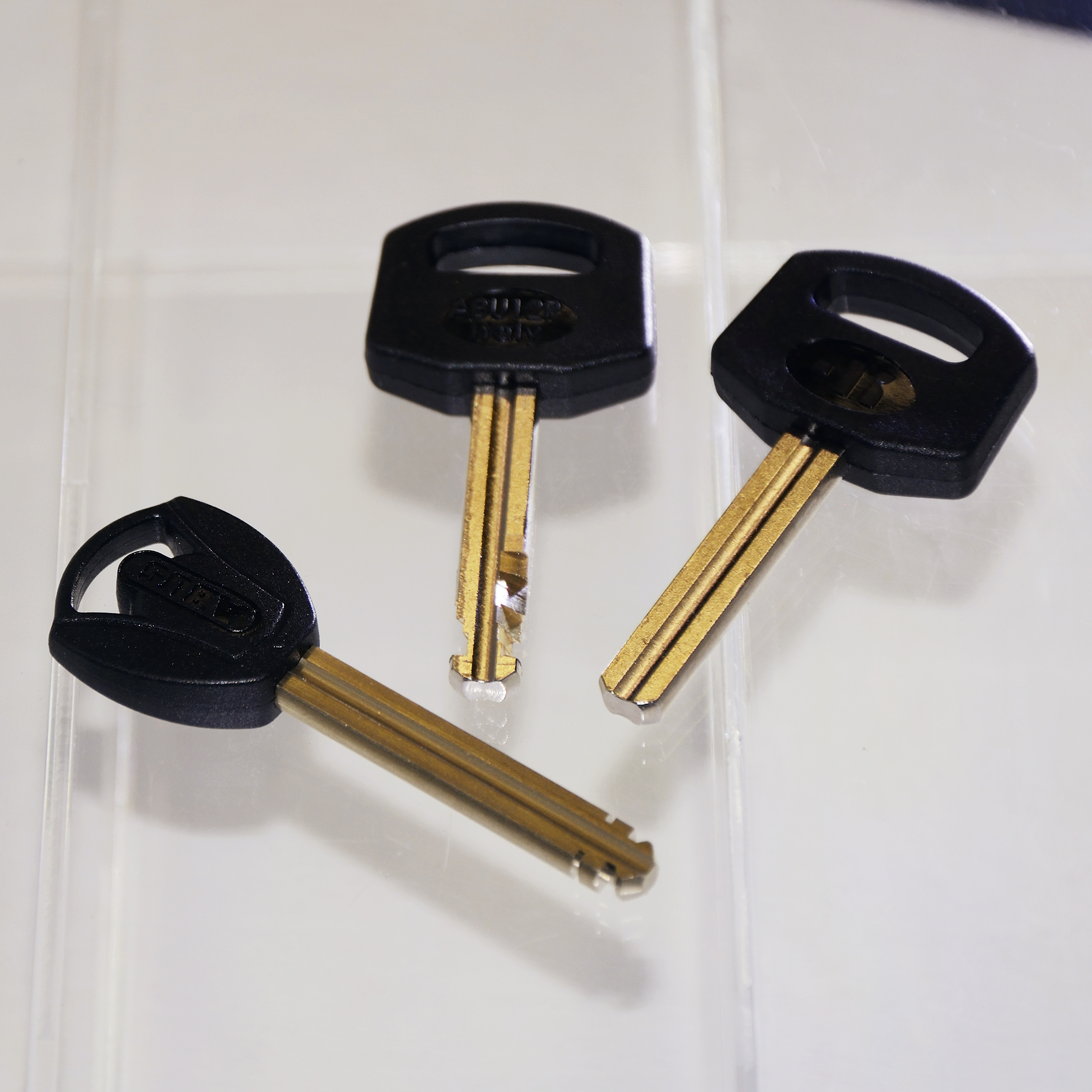 <br />
<b>Warning</b>:  Undefined variable $kl_liste_bild in <b>/home/al76tgm1mylb/webseiten/classes/class.crudpreisedetailmieten.php</b> on line <b>256</b><br />
<br />
<b>Warning</b>:  Trying to access array offset on null in <b>/home/al76tgm1mylb/webseiten/classes/class.crudpreisedetailmieten.php</b> on line <b>256</b><br />
